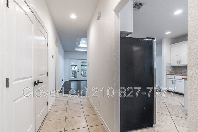 Building Photo - 103 Silver Terrace