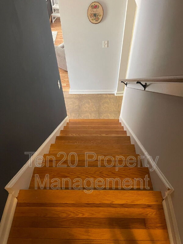Building Photo - 1815 Marilon Dr