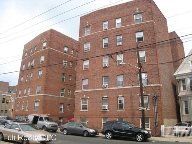 Building Photo - 20 Tonnele Ave