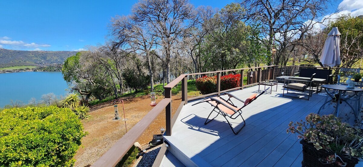 Building Photo - 2844 Marina View Dr