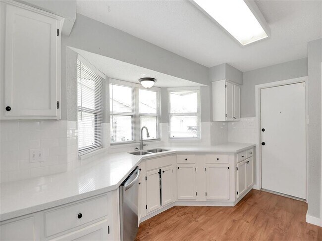 Building Photo - 3115 Founders Green Cir