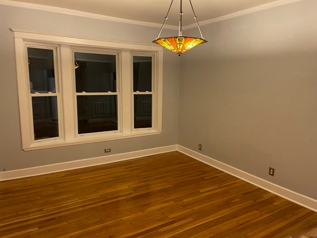 Dining Room - 5442 S Cornell Ave