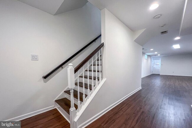 Building Photo - 3909 Beeker Mill Pl