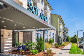 Building Photo - Solana Lakewood