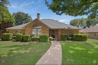 Building Photo - 4316 Hartford Dr