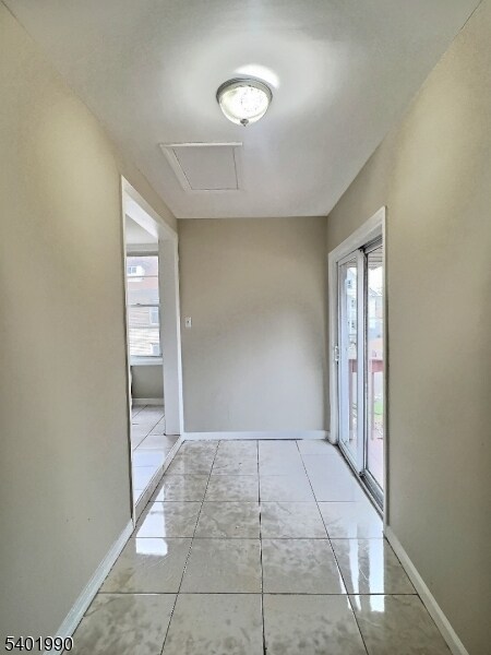 Building Photo - 581 Walnut St