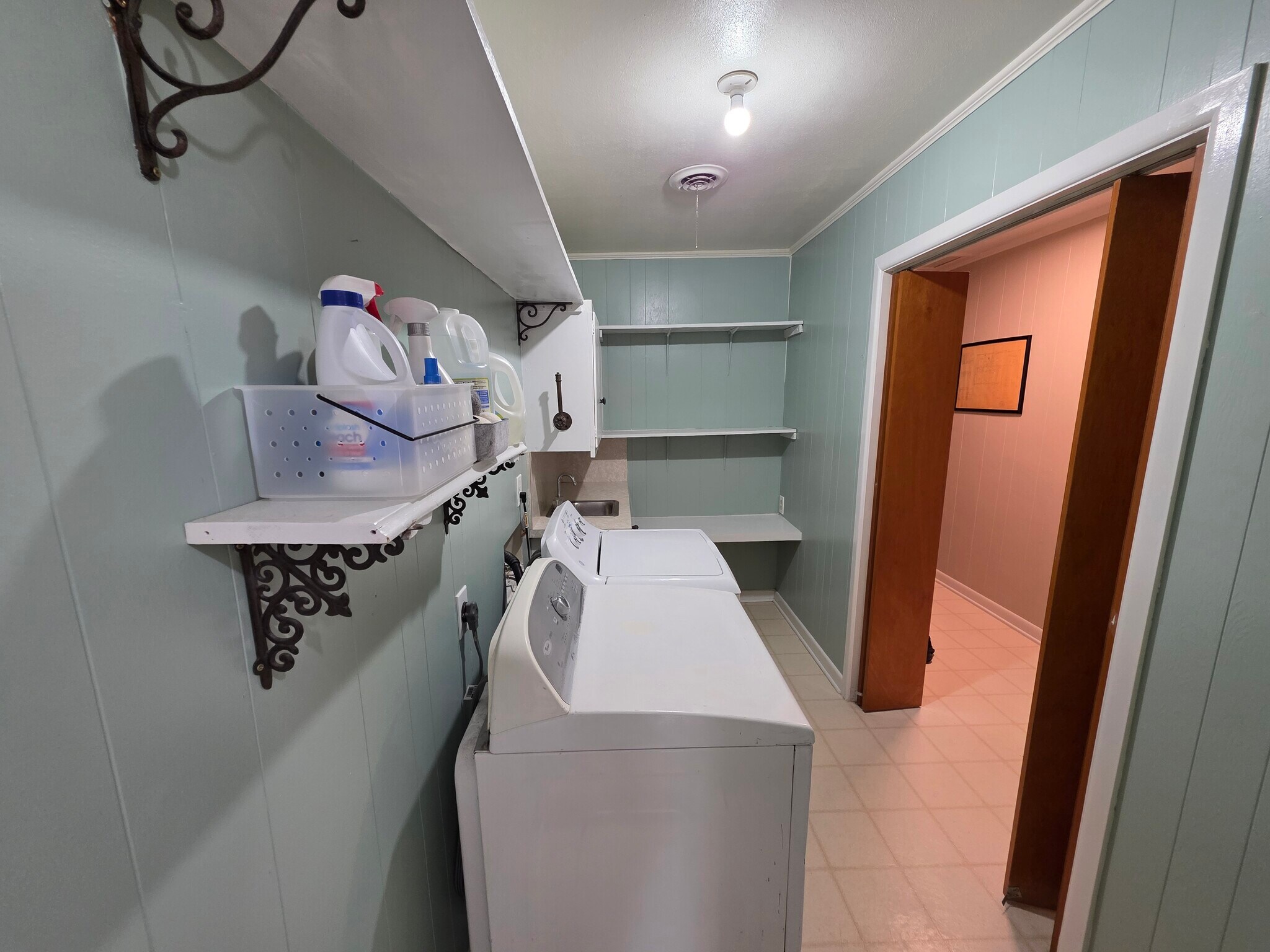 Building Photo - 1803 Jefferson St