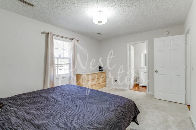 Building Photo - 4845 Patriot Pkwy