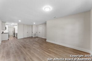 Building Photo - 4119 Tamarak Dr