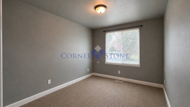 Building Photo - 1764 Ridge Way