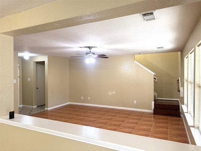 Building Photo - 15711 Western Skies Dr