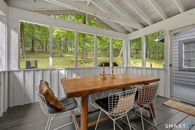 Building Photo - 46 E Pond Lilly Rd