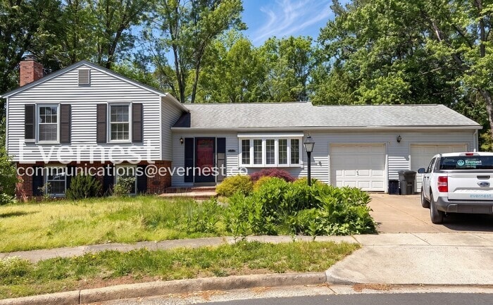Building Photo - 5302 Greenough Pl