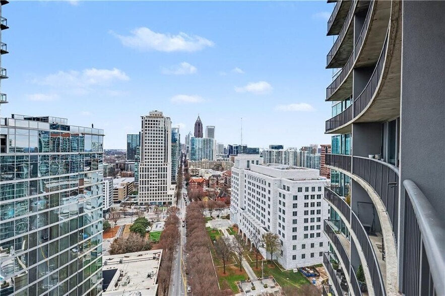 Building Photo - 1080 Peachtree St NE