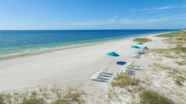 Building Photo - 2089 Gulf of Mexico Dr