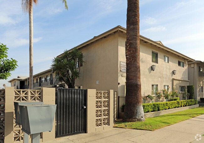 Building Photo - Palmyra Apartments