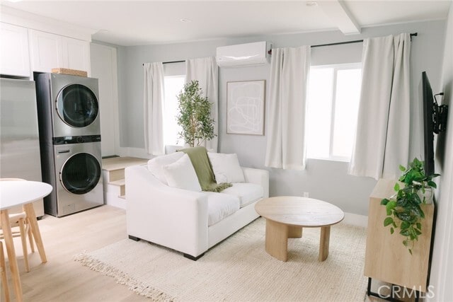 Building Photo - 737 N Frederic St