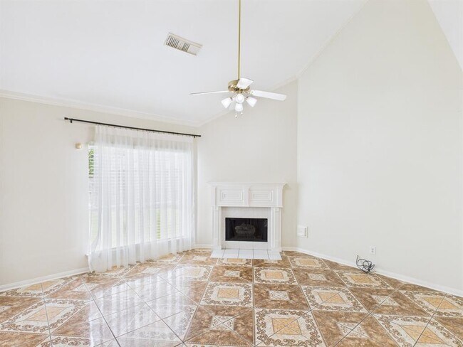 Building Photo - 8827 Aspen Meadow Dr