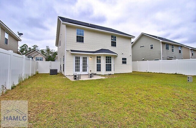 Building Photo - 188 Grandview Dr