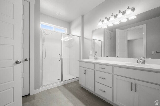 Building Photo - 13099 Twisted Oaks Dr