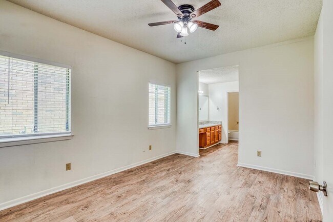 Building Photo - 22614 Powell House Ln