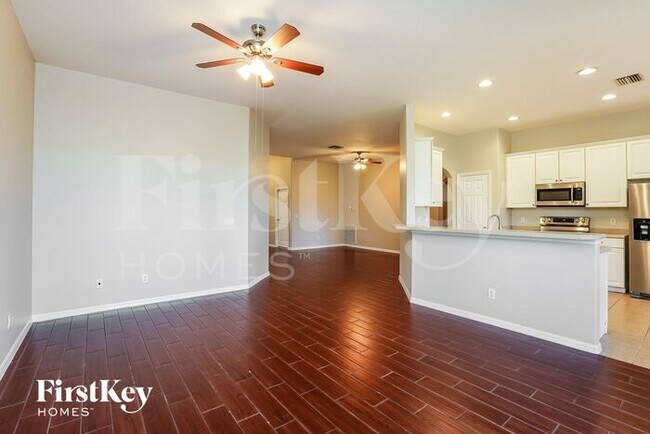 Building Photo - 8233 Silver Birch Way