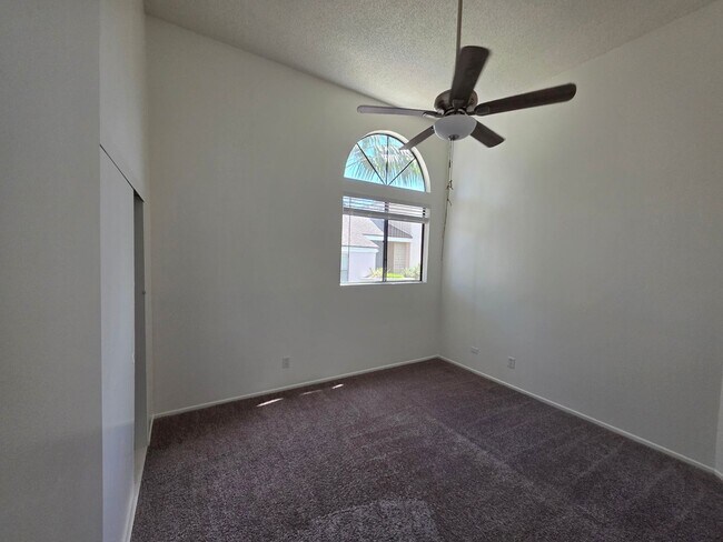 Building Photo - Newly Renovated 2 bedroom 2 bathroom Home in Costa Mesa