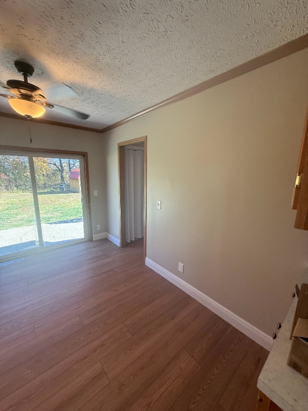 Building Photo - 1561 Maryan Ave