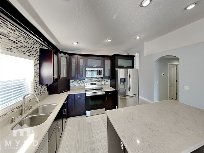 Building Photo - 8105 Tar Hollow Dr