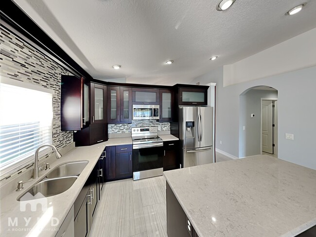 Building Photo - 8105 Tar Hollow Dr