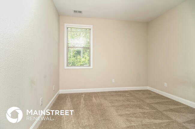 Building Photo - 1237 Catawba Way