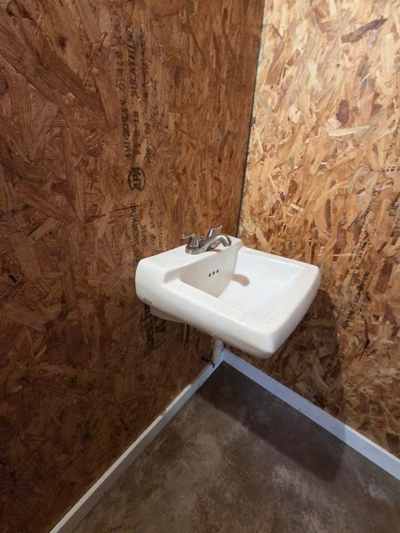 Building Photo - 2204 Princeton Ave