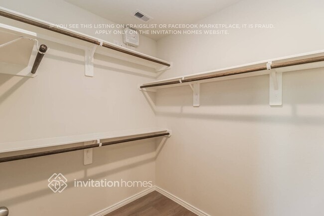 Building Photo - 24915 Aconite Ln