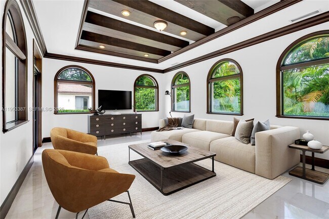 Building Photo - 9801 SW 60th Ct