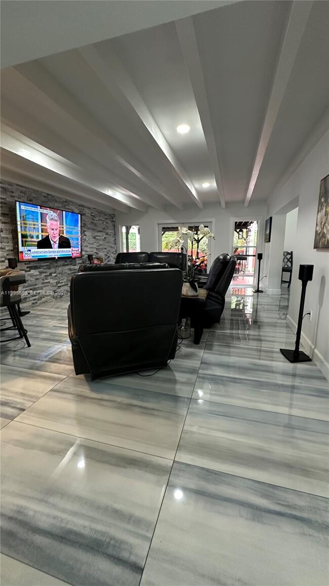 Building Photo - 13411 SW 17th Ct