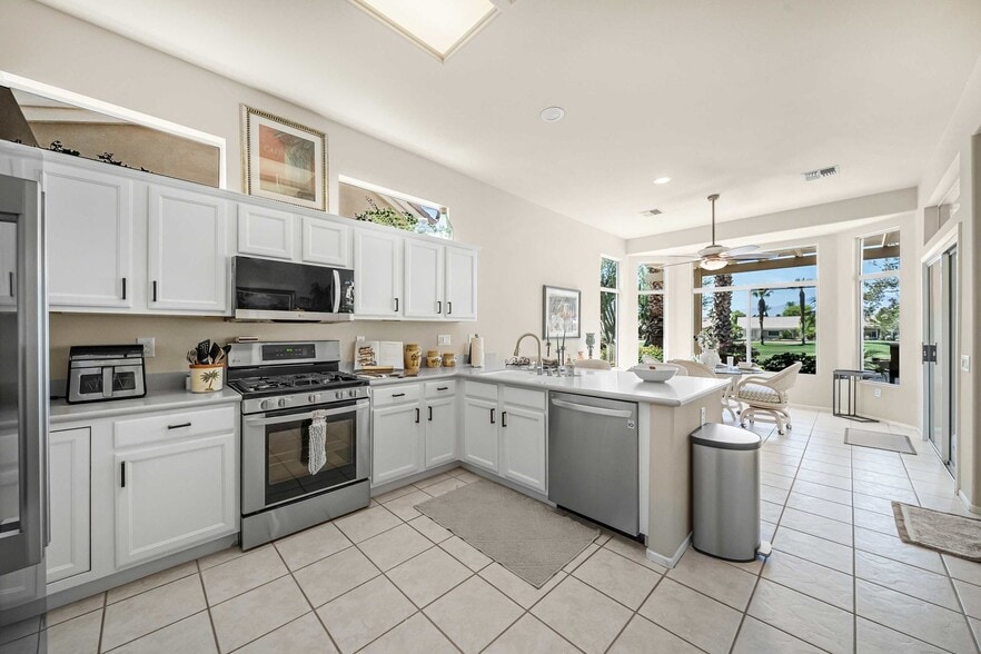 Building Photo - 78337 Gray Hawk Dr
