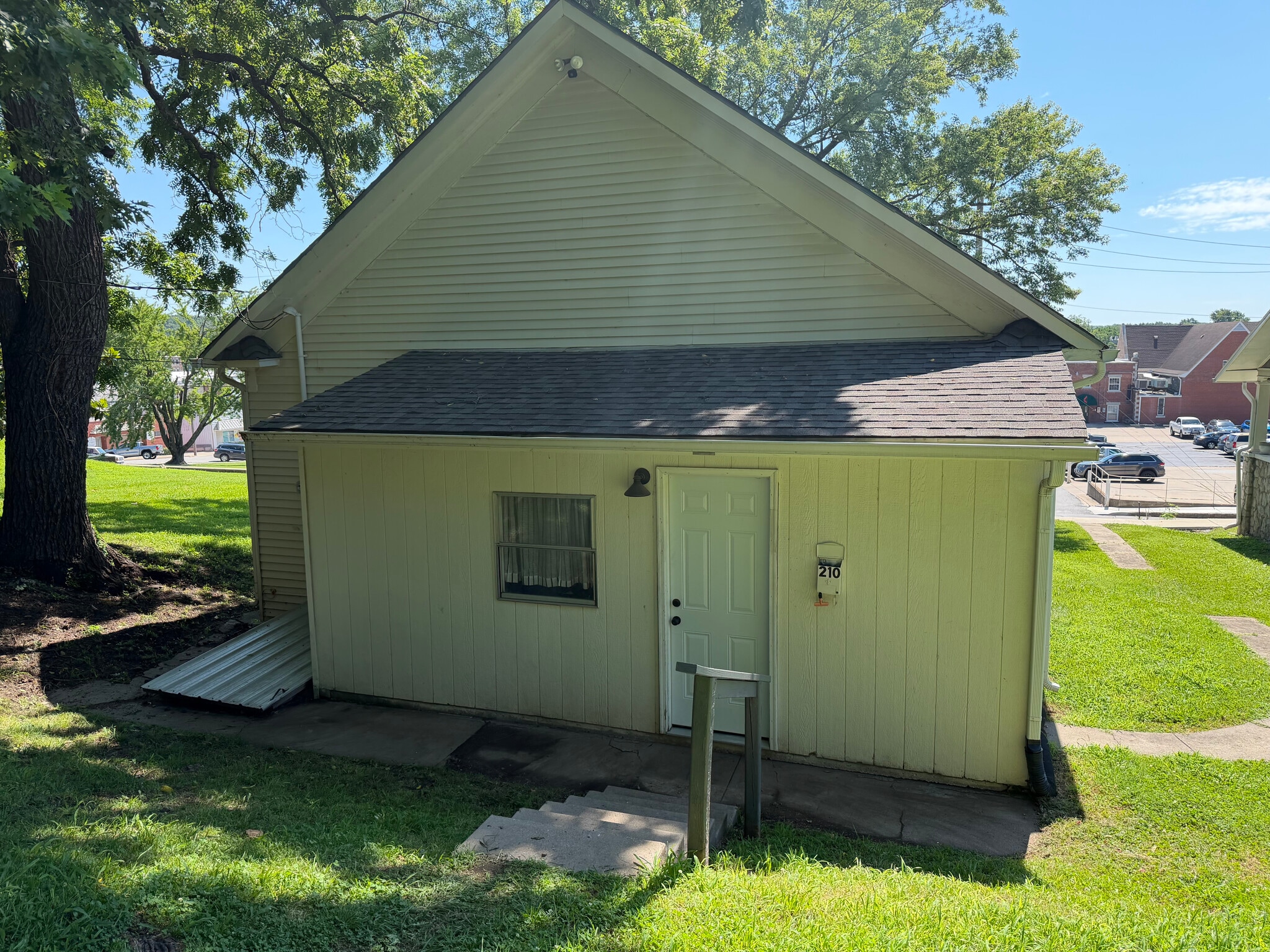 back door - 210 S Jefferson St