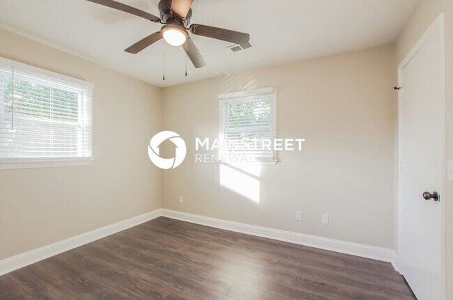 Building Photo - 3 Bedroom Pet-Friendly Home in MONROE, NC ...