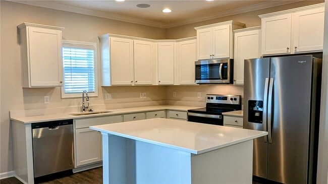 Building Photo - 405 Sonoma Ct