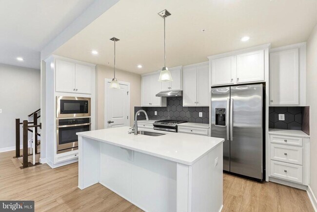 Building Photo - 14540 George Carter Way