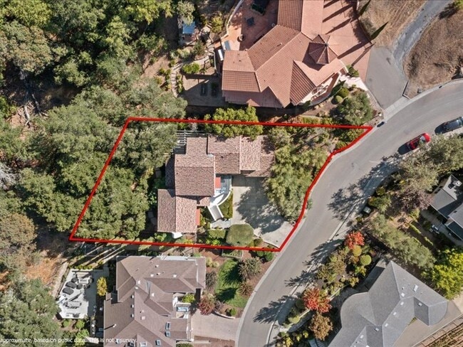 Building Photo - 265 Clear Ridge Dr