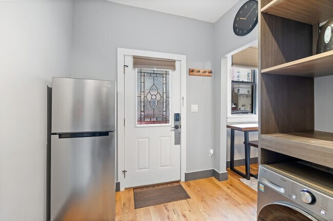 Building Photo - 340 Palisade Ave