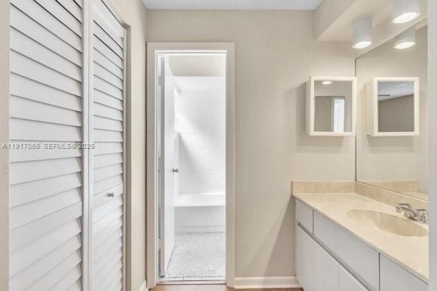 Building Photo - 1353 Springside Dr