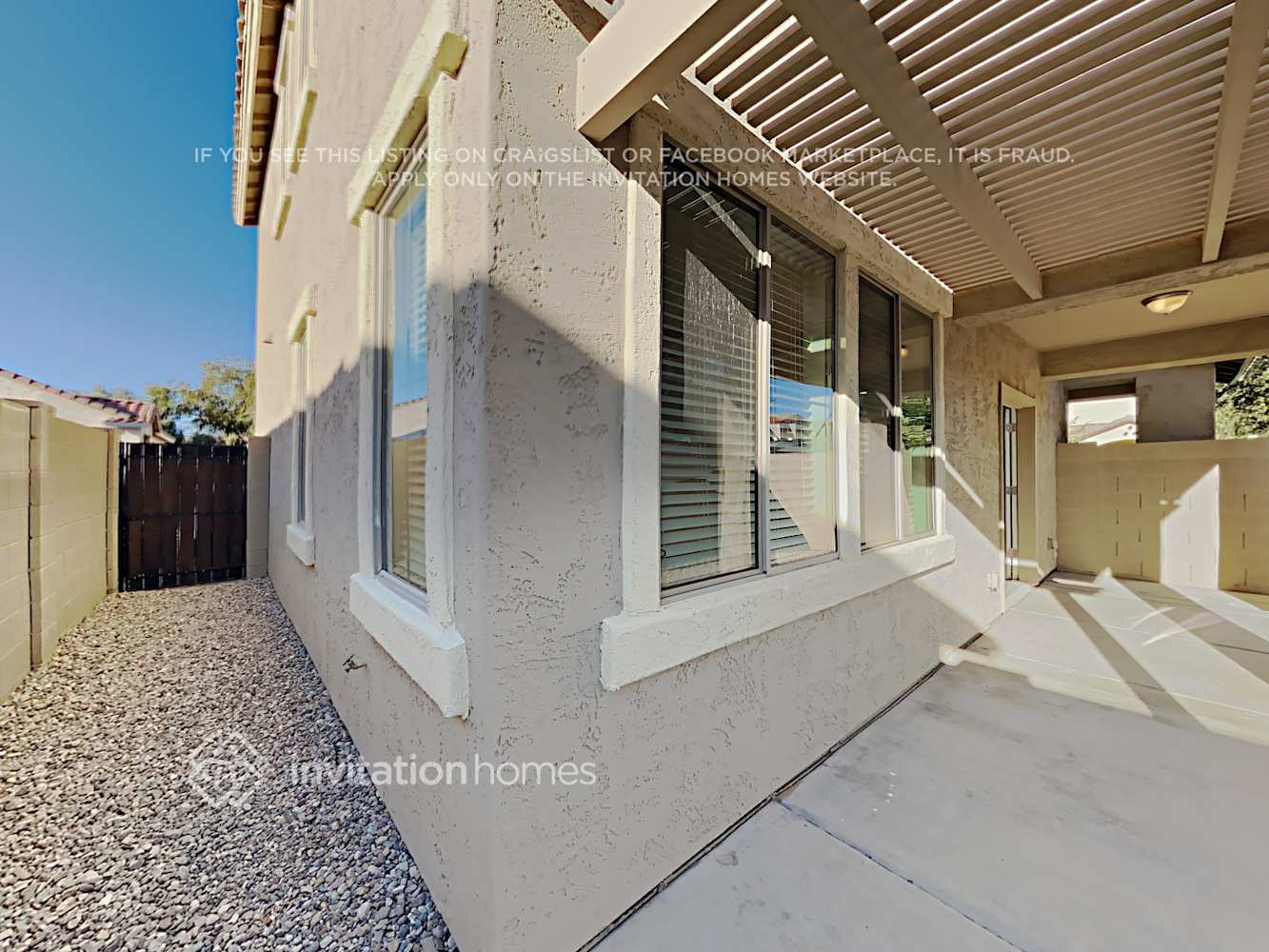 Building Photo - 6370 S Forest Ave