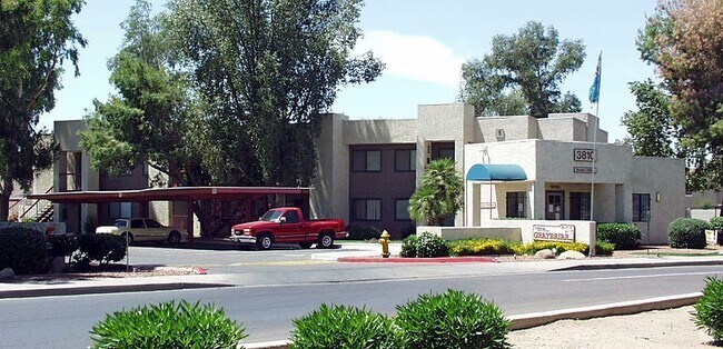 Building Photo - The Graybriar