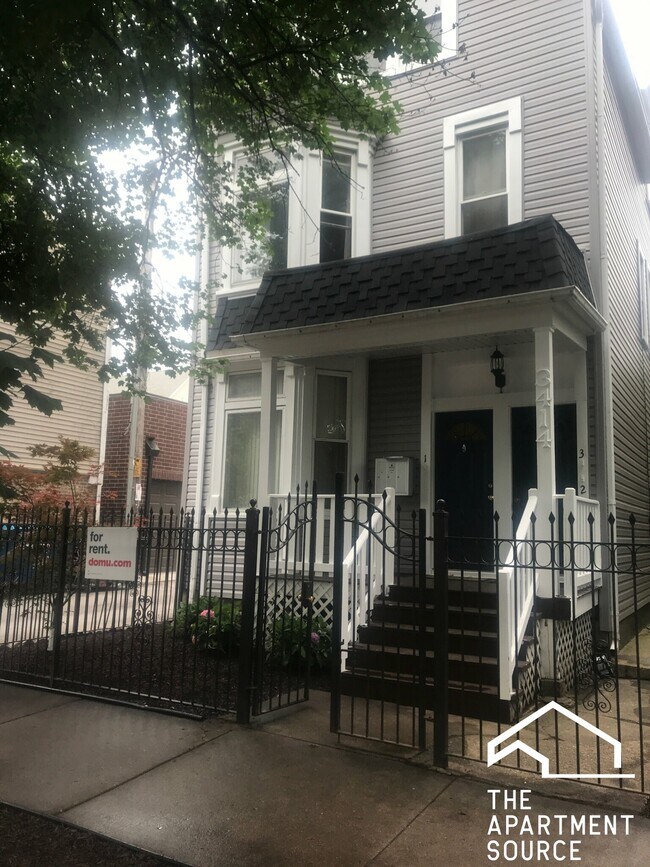 Building Photo - 3414 N Seeley Ave