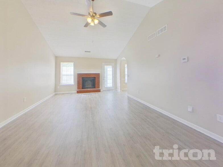 Building Photo - 3710 Michaels Creek Way