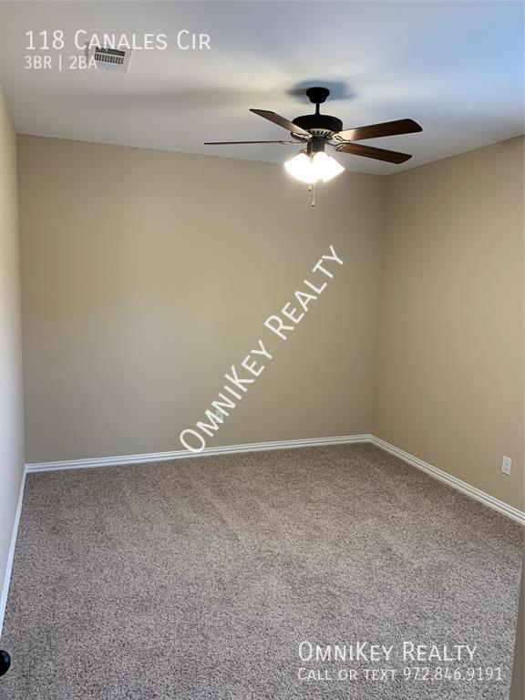 Building Photo - 118 Canales Cir
