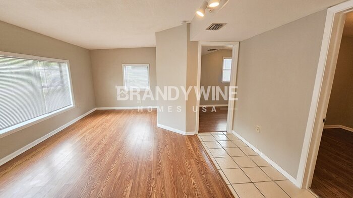 Building Photo - 2465 Highland Acres Dr