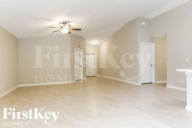 Building Photo - 4502 SW Yamada Dr